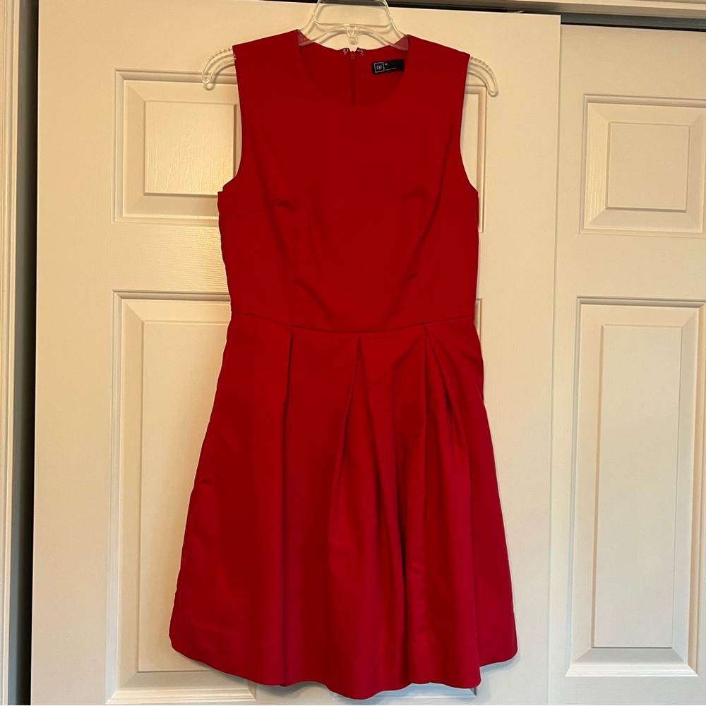 Gap Dress Womens 6 Red Sleeveless Invert Pleated Fit Flare Thick with pockets